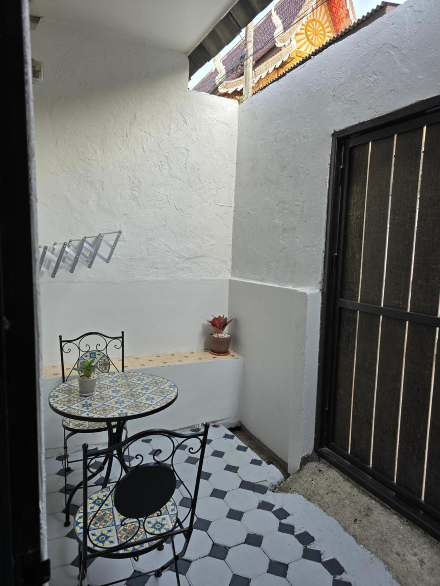 The Old City Rooms Chiang Mai Exterior foto